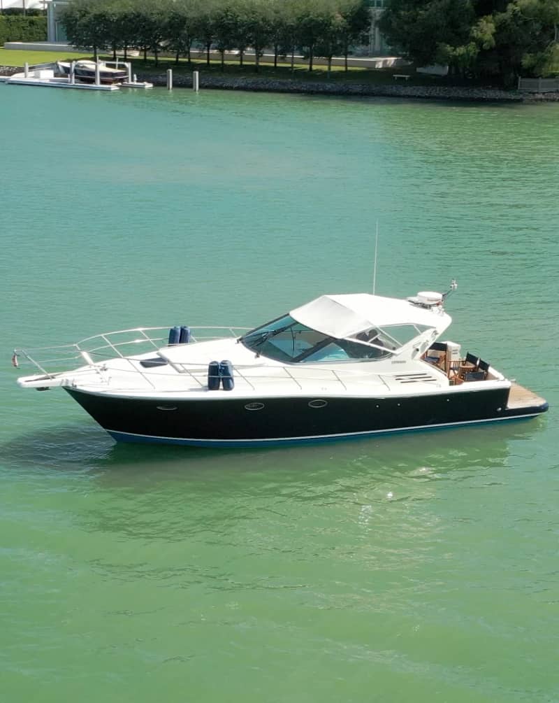 Luxury Uniesse 42 motor yacht VERADA in Naples Florida waters